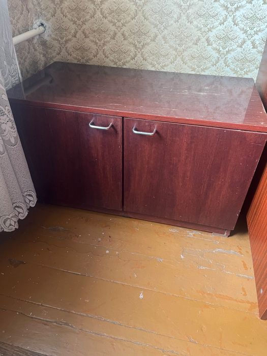 Продам кресла шкаф