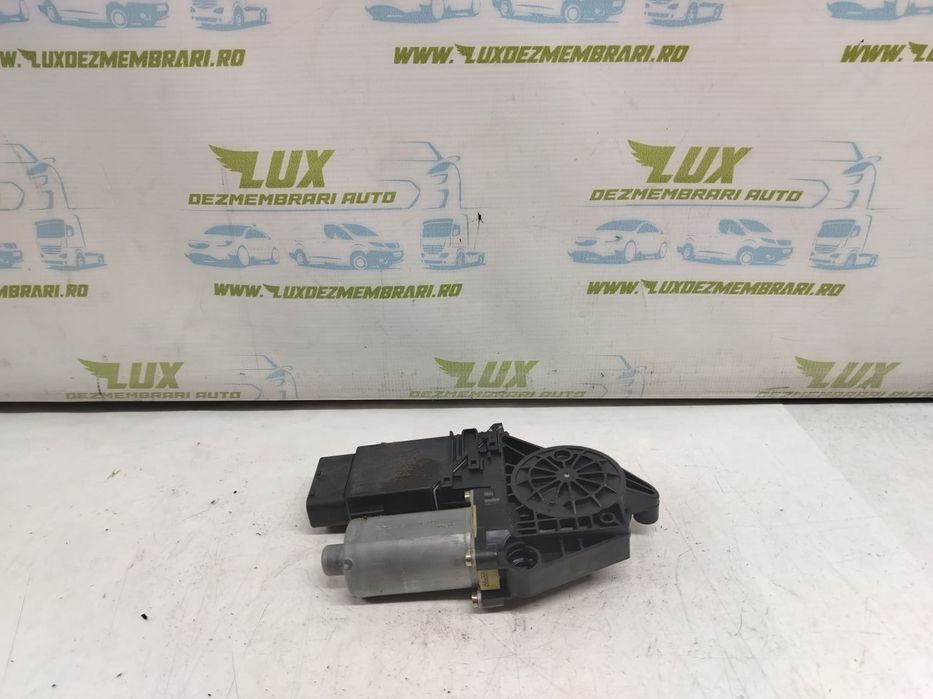 Motoras macara dreapta fata 119090-xxx Volkswagen VW Passat B5 [1996