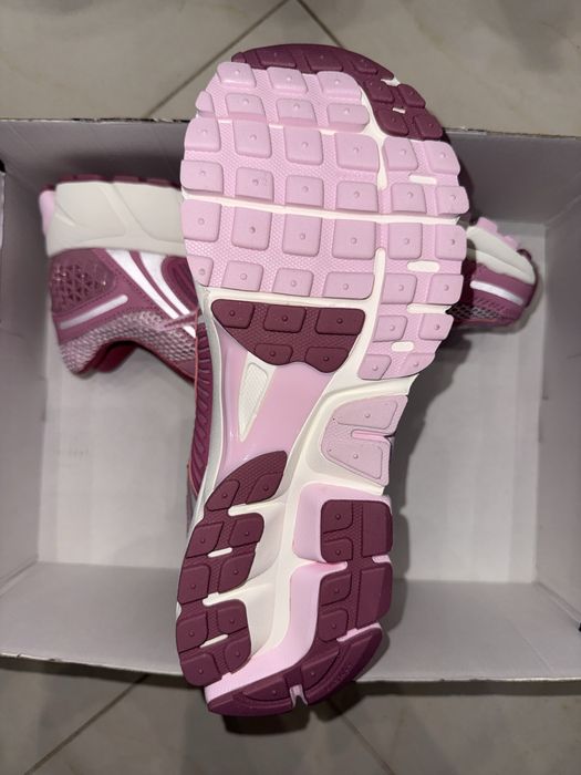 Маратонки Nike Air Zoom Vomero 5 “Elemental Pink”  - размер 42.5, 43