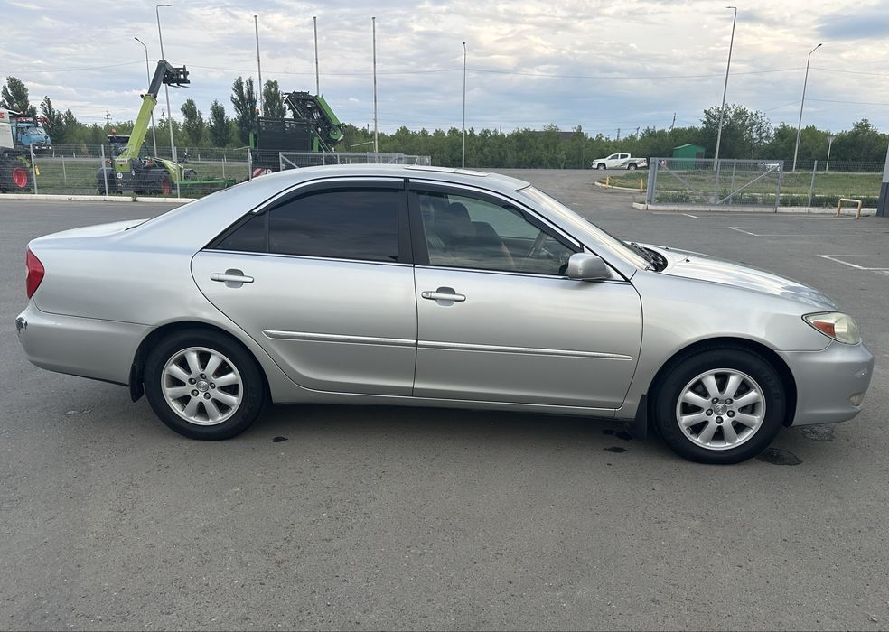 Продам машинуууу