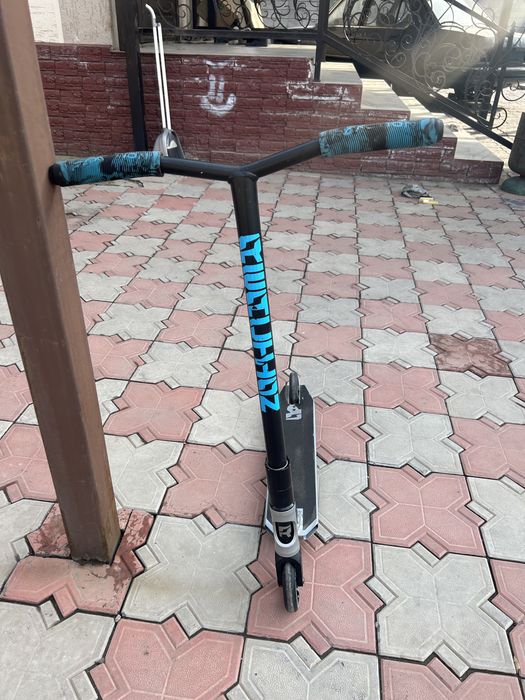 Трюковой самокат Reaction stunt 3.0