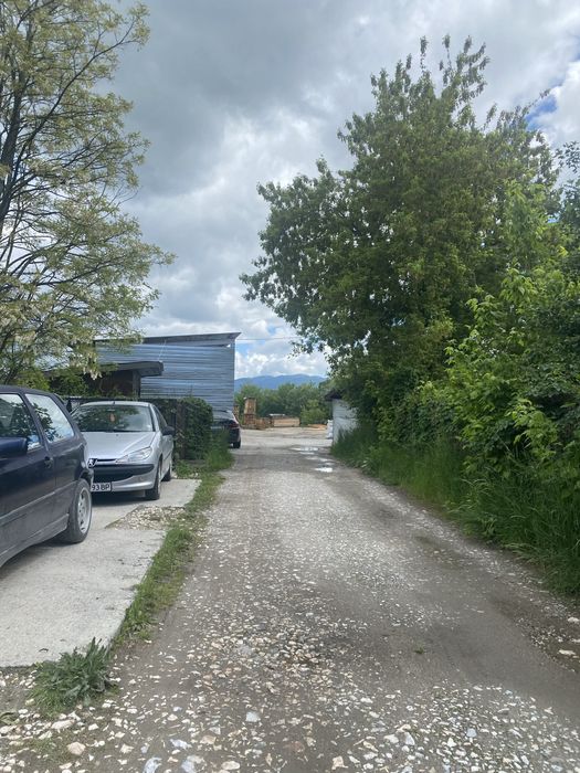 Имот на първа линия