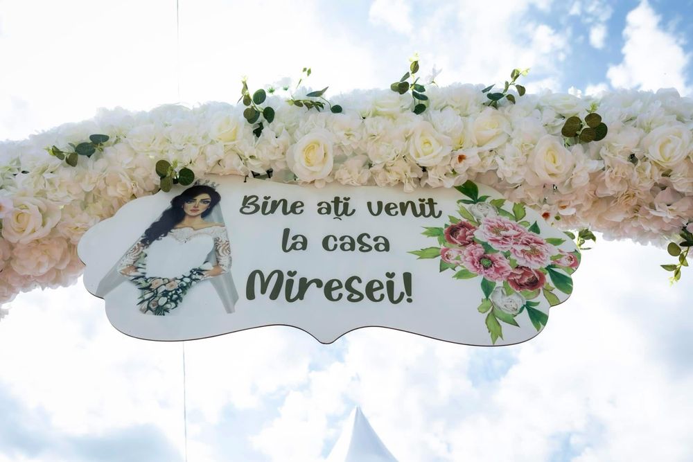 Corturi de închiriat/ veselă/ aranjamente