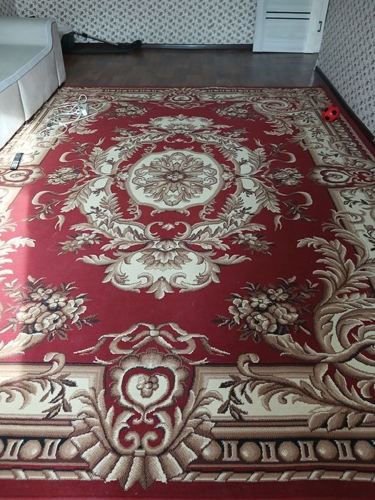 Продаётся  ковер