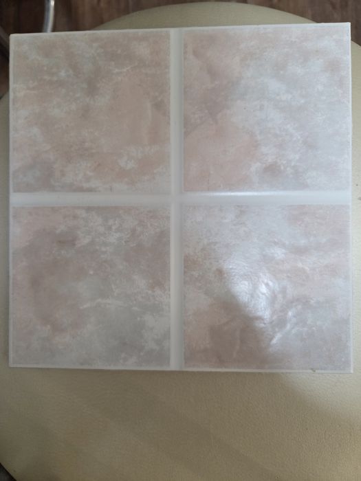 Продам плитку настенную