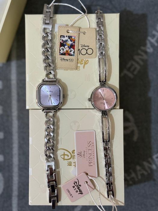 Женские часы Disney