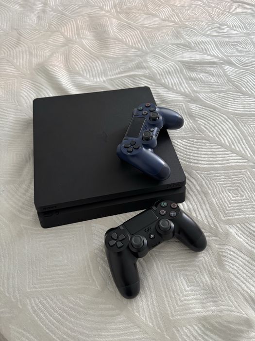 Продам Playstation 4 slim 500gb