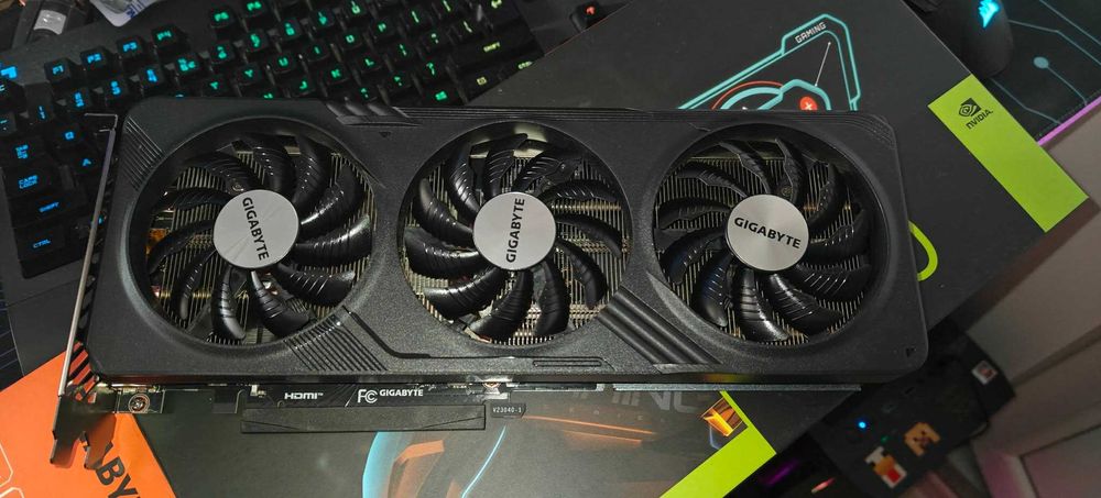 Placa video RTX 4060 Gigabyte, Vând sau Schimb!!!