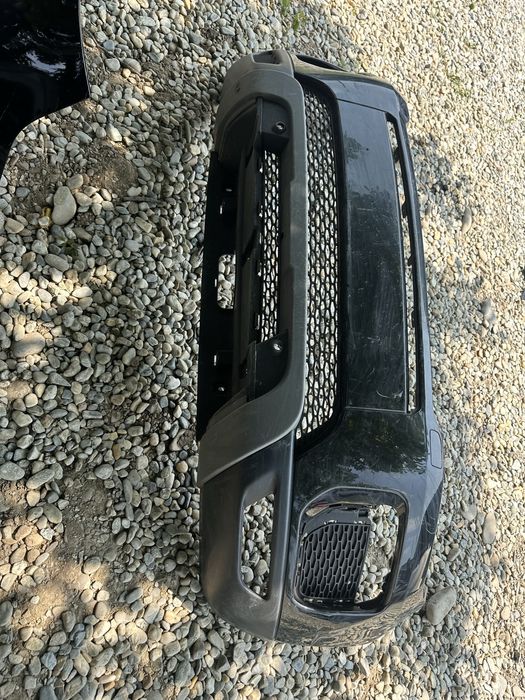 Bară față range rover evoque.