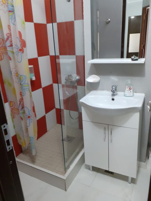 Închiriez garsoniera si apartament regim hotelier