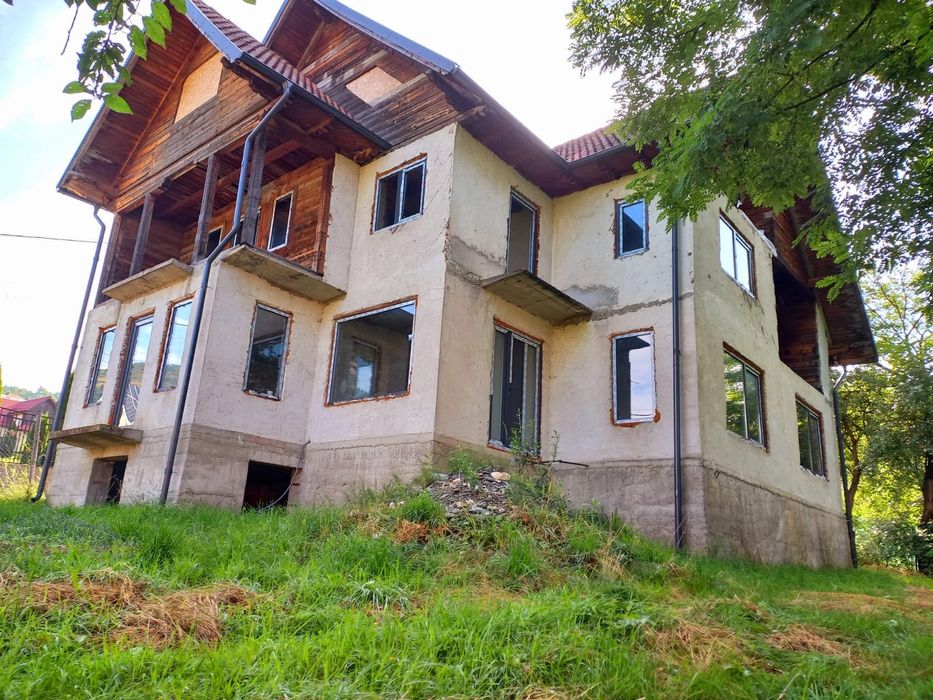 Casa de vânzare Rucar Argesi