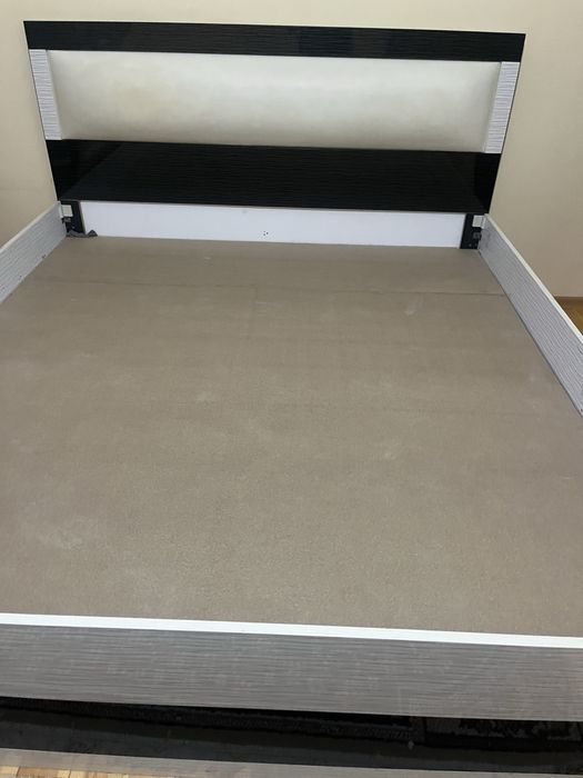 Спальный гарнитур, спальная гарнитура