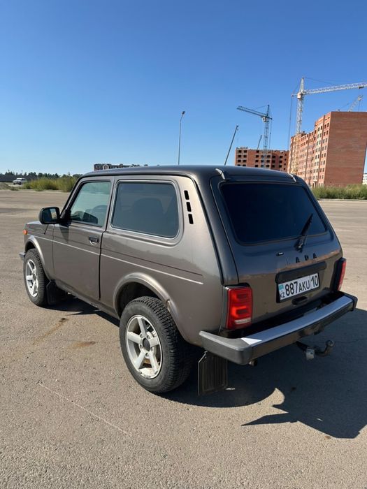 Продам ниву в хорошем состояние