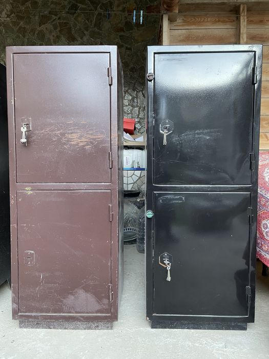 Сейфы двухэтажные..