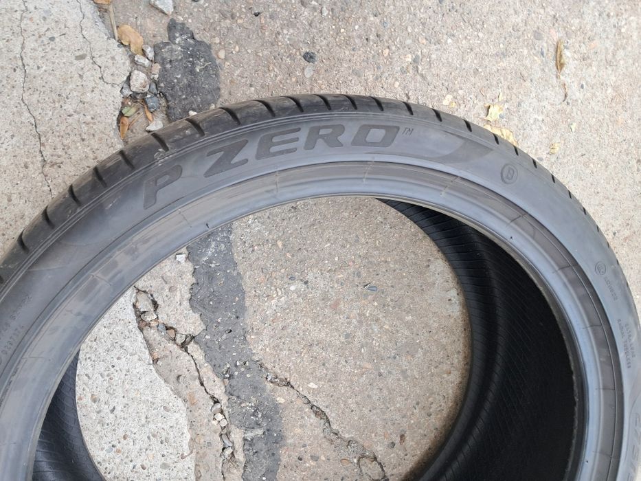 Anvelope second vara 275 35 R22 Pirelli