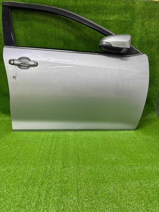 Дверь на Toyota Camry 50 б/у оригинал перед зад левое правое