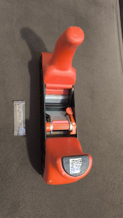 Ръчен рендосвач RALI 220 - PRO SWISS