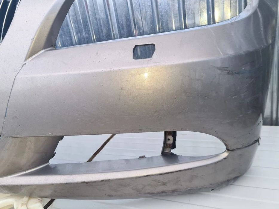 Bara fata Bmw seria 3 E 90/e91 non facelift cu gauri pt spalatoare far