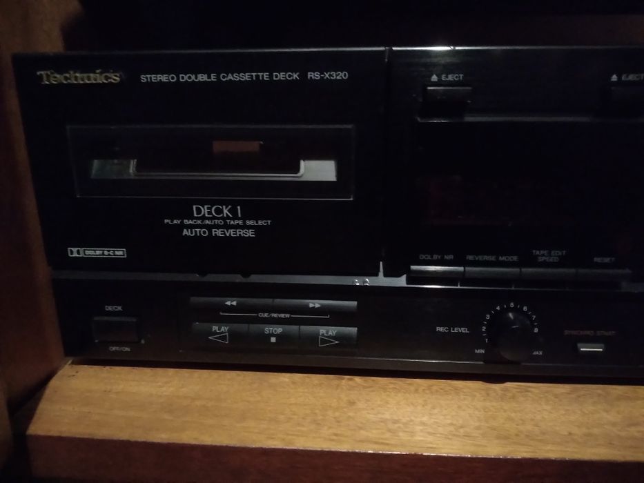 Продам деку Technics