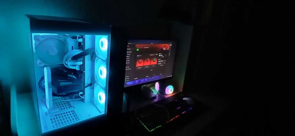 Kuchli Gaming PC sotiladi CS2  Warzone GTA V uchun ideal. Srochna