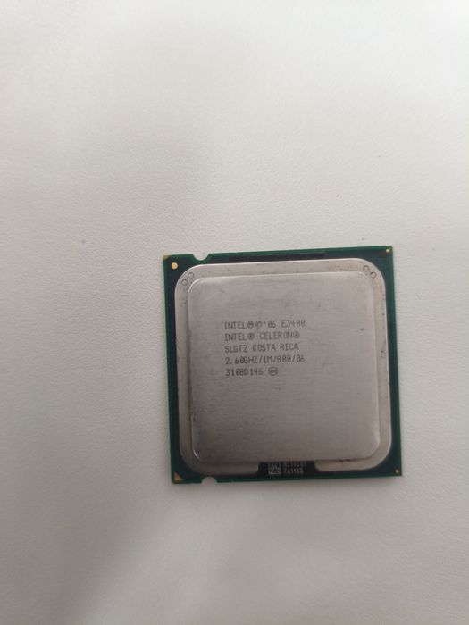 Intel Celeron E3400 (SLGTZ)