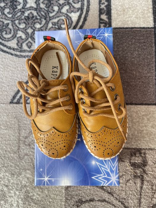 Продам обуви