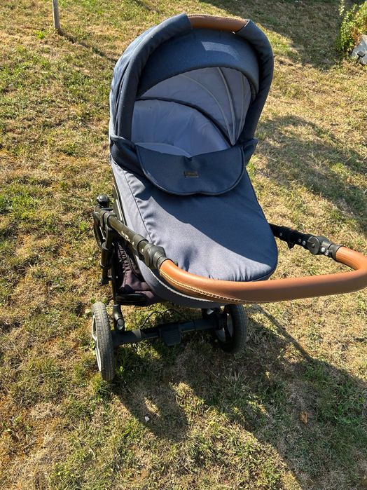 Бебешка количка 2 в 1