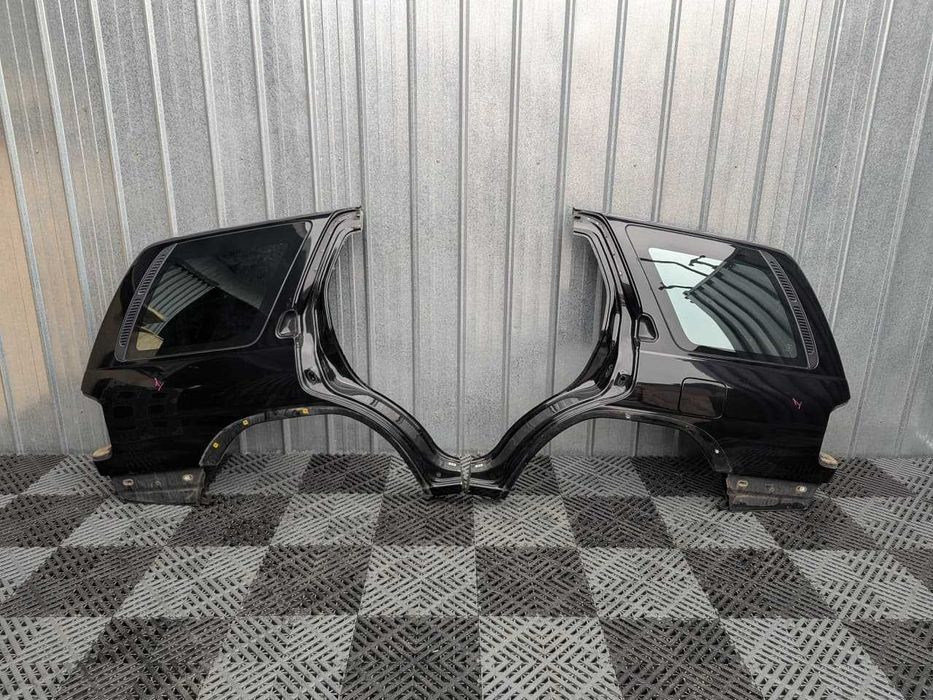 Заднее крыло правое, левое на Terrano Pathfinder R50