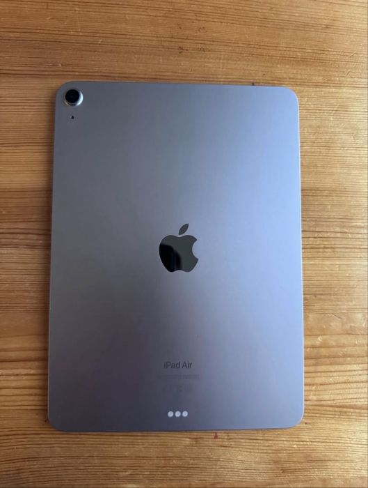 IPad Air M2 (2024) + Magic Keyboard