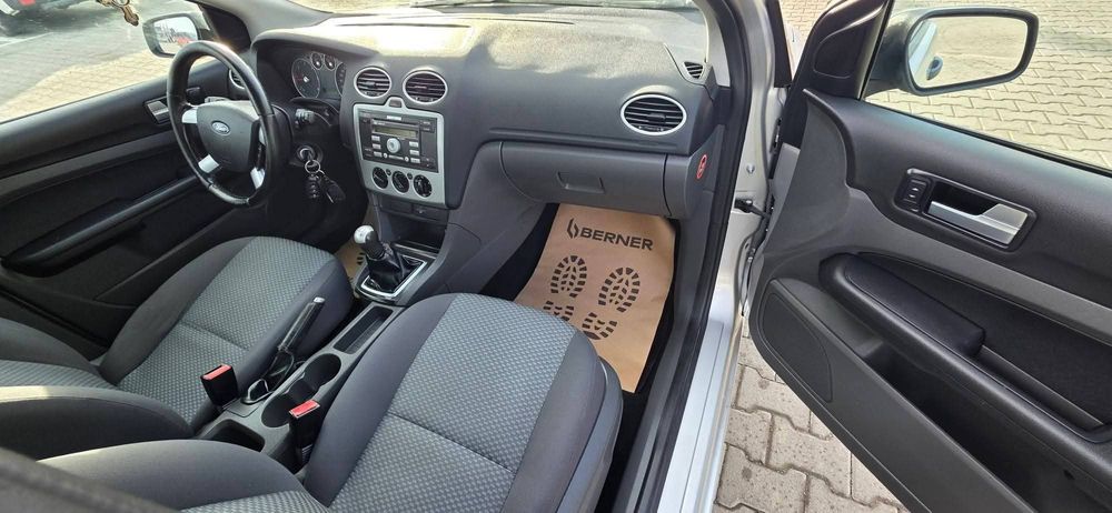 Ford Focus~Diesel 1.6~Cash~Rate~Garanție