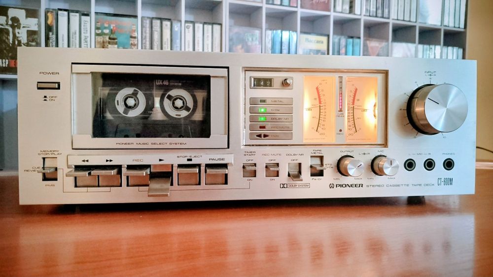 Кассетная дека Pioneer CT-600M