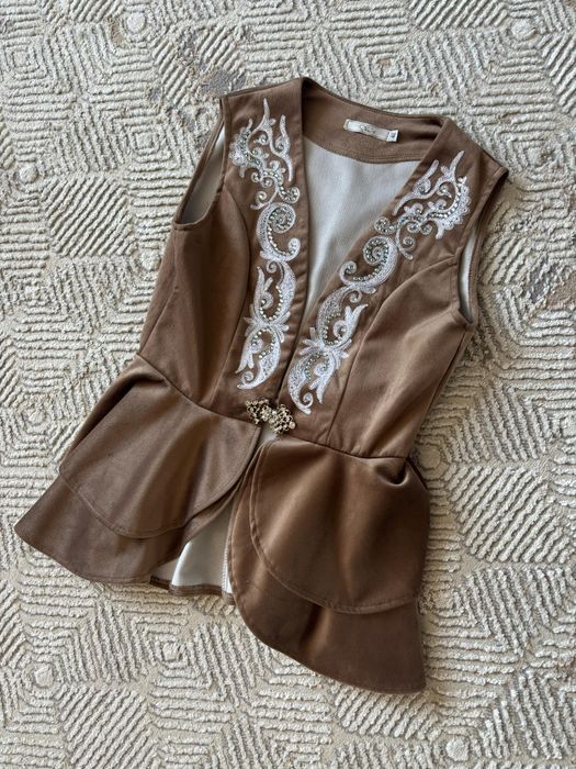 Национальный костюм,камзол