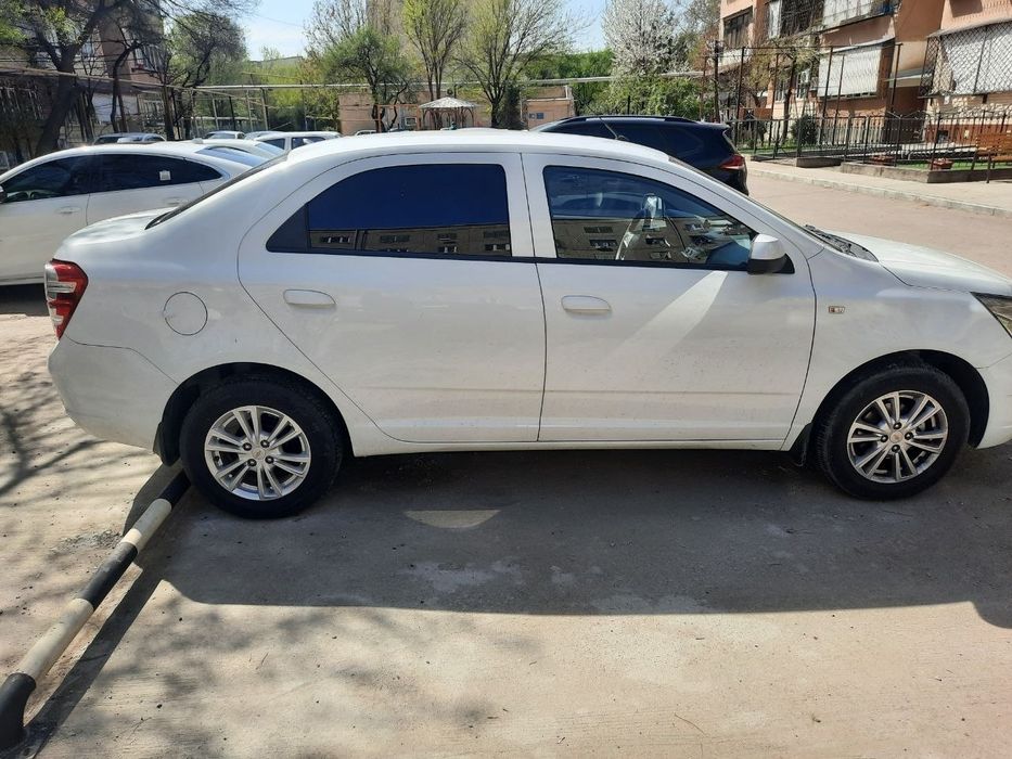 АВТОИНСТРУКТОР-   автомобилни хавфсиз бошкариш.Кобальт автомат