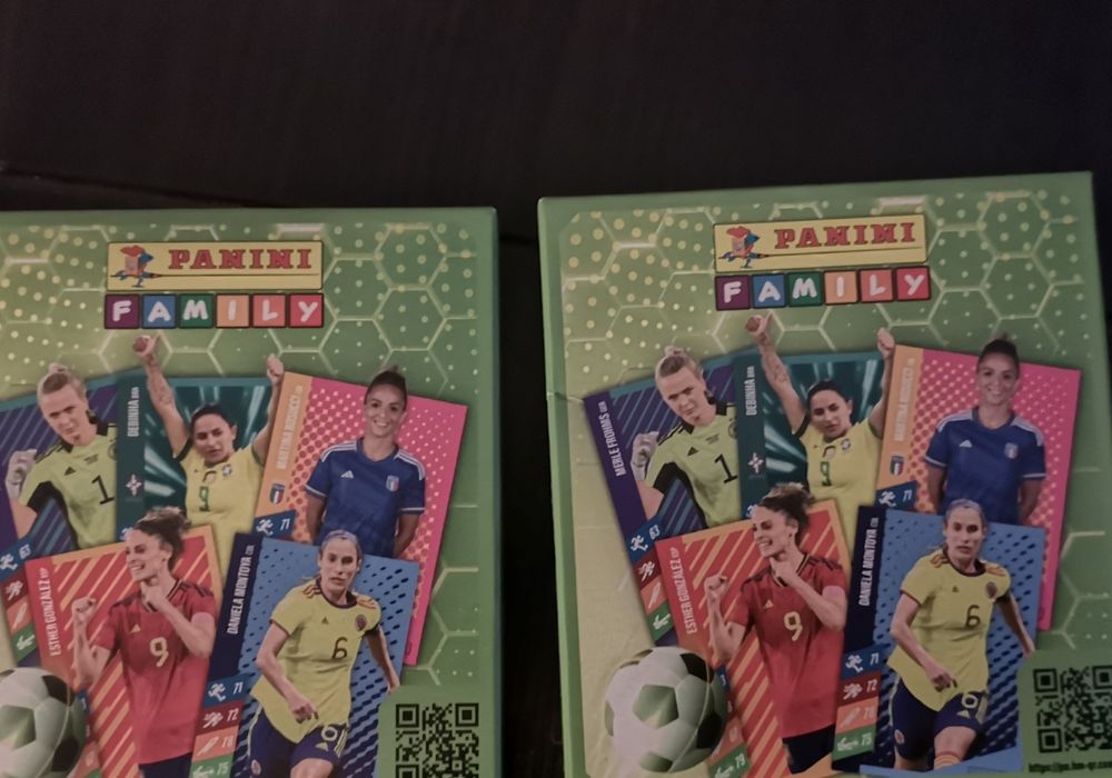 Vând Panini Family 2023 world cup women McDonald's Happy Meal album
