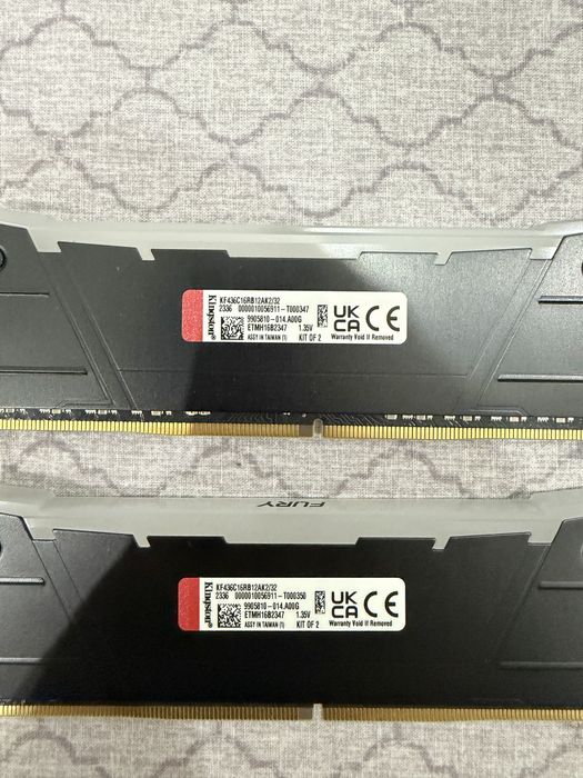 Продам оперативную память Kingston