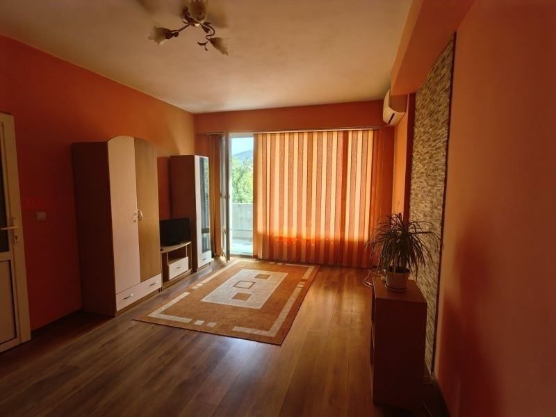 Продава се Двустаен апартамент в Шумен, Болницата - 65 кв.м за 801 €/кв.м - Снимка #5