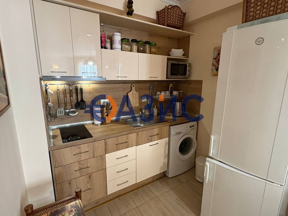 Продава се Двустаен апартамент в к.к. Слънчев бряг - 83 кв.м за 682 €/кв.м - Снимка #1