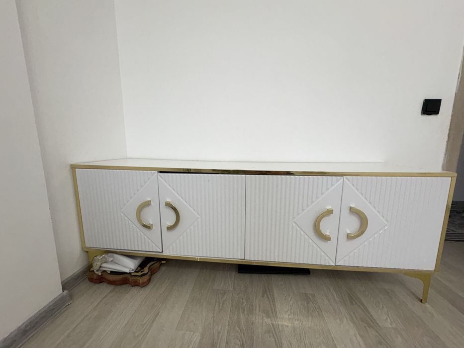 Подставка  телефизор