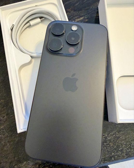 iPhone 15 Pro 128 GB Black Titanium – Impecabil – Baterie 100%