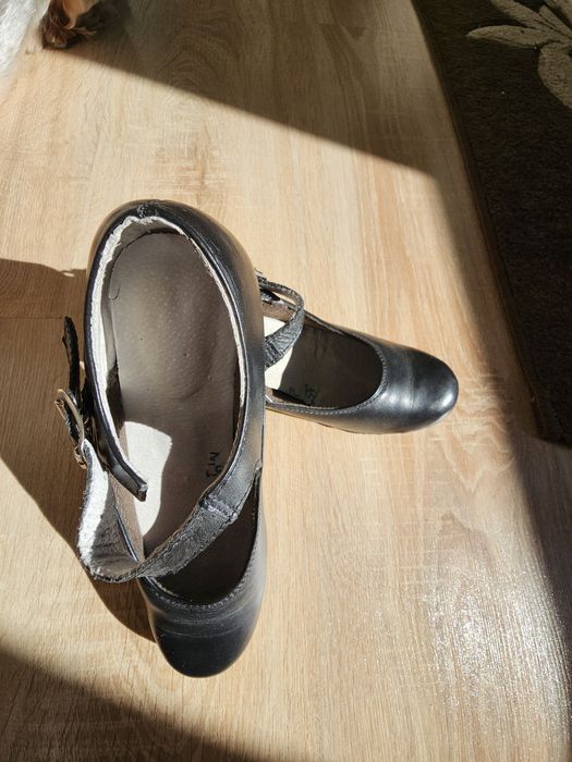 Дамски скарпини размер  35 1/2