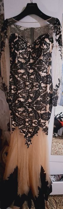 продаю вечернее платье, торг имеется