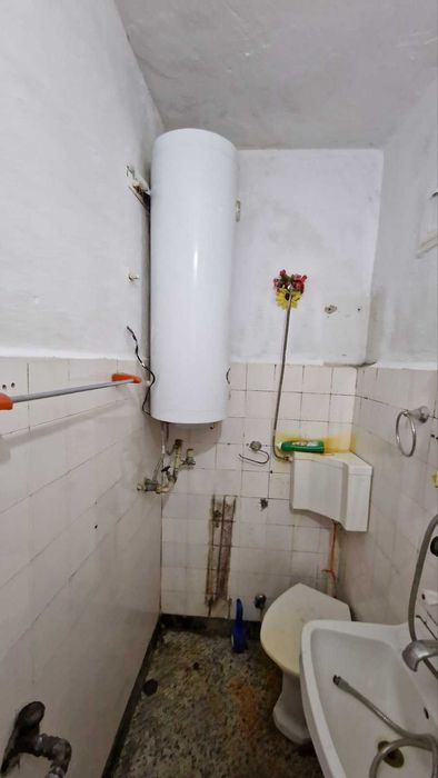 Продава се Тристаен апартамент в Разград, Център - 75 кв.м за 1187 €/кв.м - Снимка #3