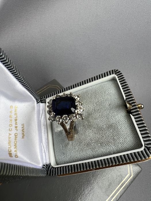 Inel din argint placat cu aur si zirconii