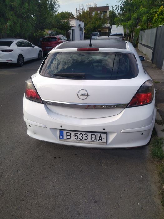 Opel Astra H GTC 1.6 Benzină -masina întreținută  1800e