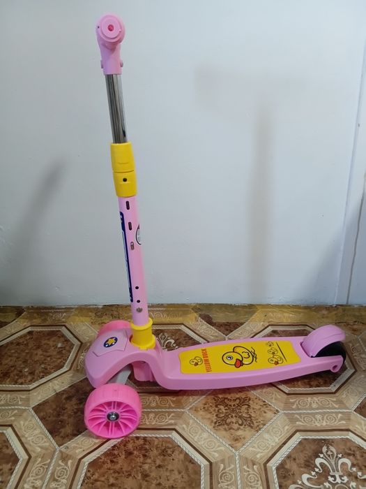 Продам  самокат.