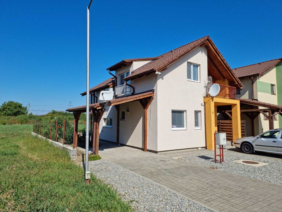 Casa de vanzare in Via Carmina,Arad.