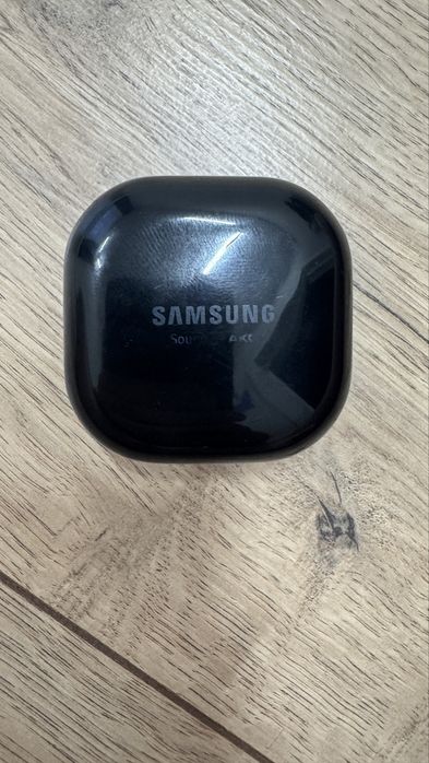 Galaxy buds live2 оригинал