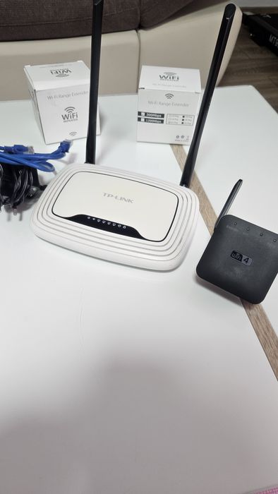 Router Wireless TP-Link plus 2 extender wi fi 4
