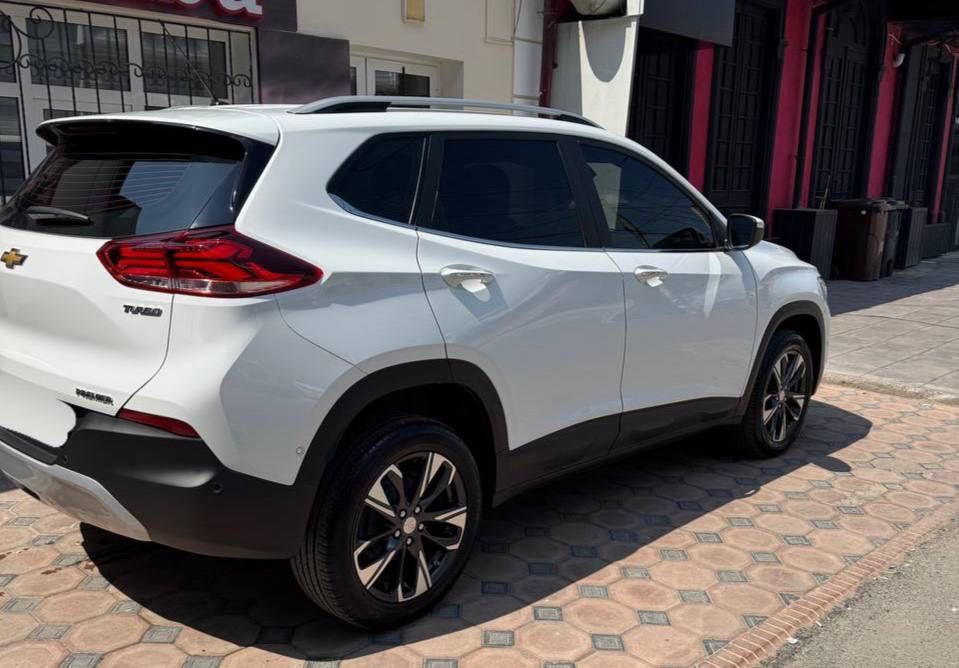 Продаётся Chevrolet Tracker Turbo 2, 2024 года выпуска.