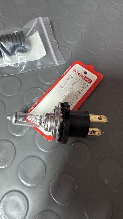 Kawazaki Z750 дребни части